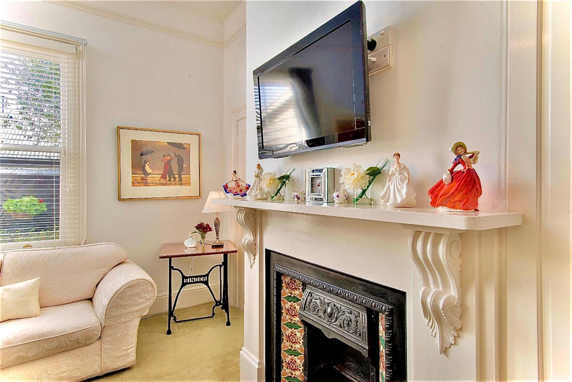 Kurrajong House Bed and Breakfast Λόντσεστον Εξωτερικό φωτογραφία