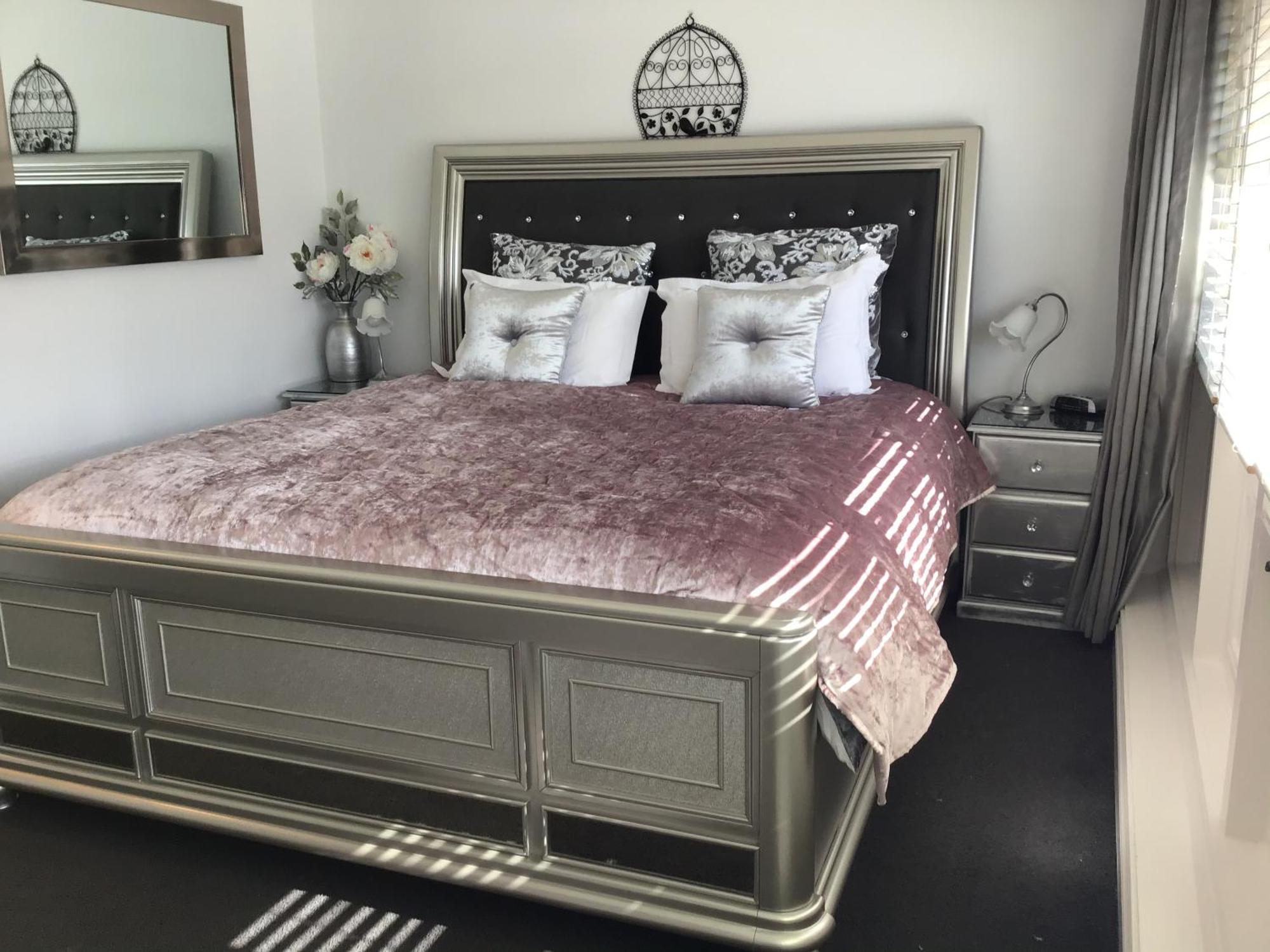 Kurrajong House Bed and Breakfast Λόντσεστον Δωμάτιο φωτογραφία